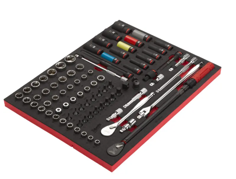 Sada nářadí Milwaukee v pěnové vložce do vozíku 46"/36", 1/2" ráčna a hlavice, 85 ks, 4932502082