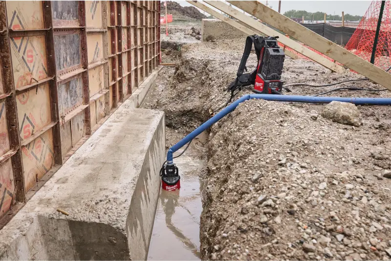 Ponorné vodní čerpadlo MX Fuel MXF SMP2-0, ONE-KEY, s napájecí jednotkou MXF SMP2PBE, bez aku, 4933498162
