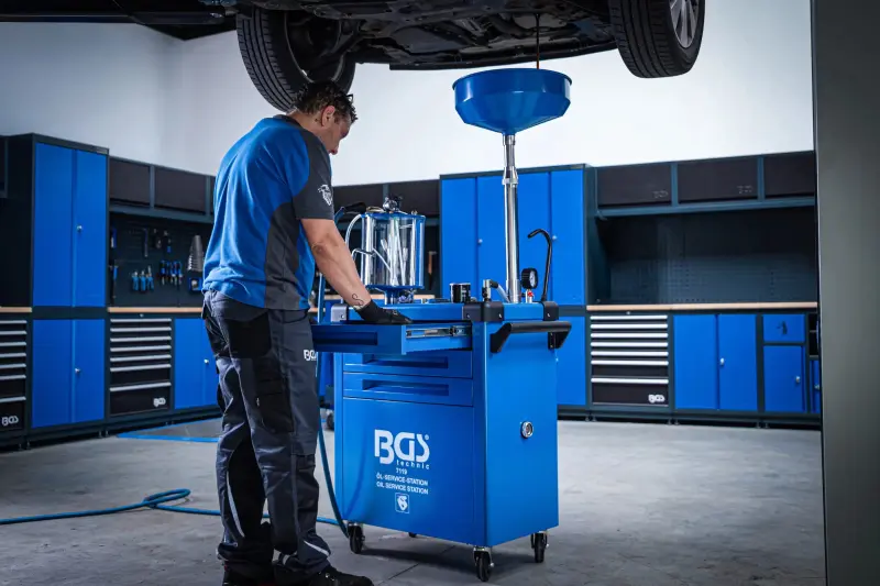 Servisní stanice BGS 7119 pro výměny oleje a sada klíčů na olejové filtry 70 l (BGS107119)