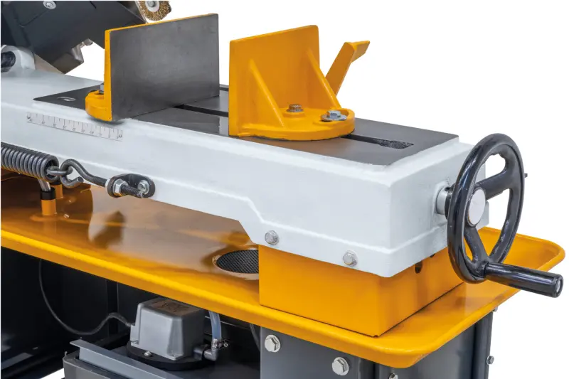 BSM 180 Pásová píla na kov