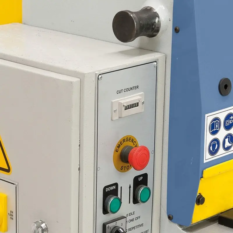 Tabulové nůžky Bernardo MTA 1560 x 3 s manuálním dorazem (BER061947BXL)