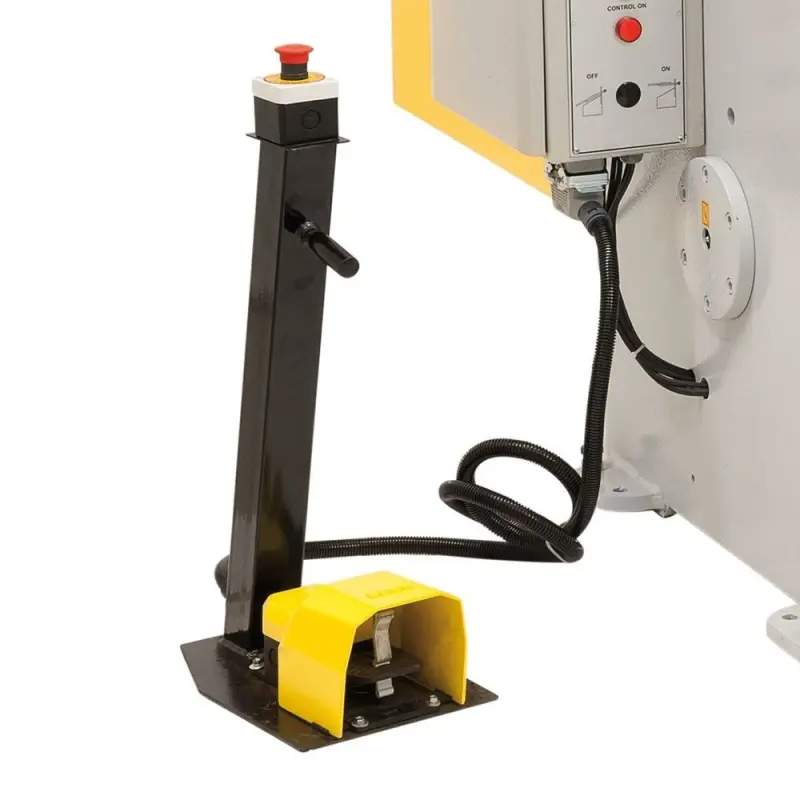 Tabulové nůžky Bernardo MTA 1560 x 3 s manuálním dorazem (BER061947BXL)