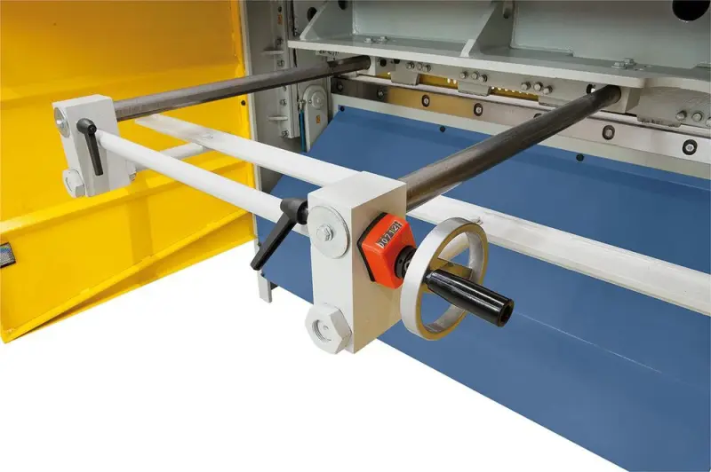 Tabulové nůžky Bernardo MTA 1560 x 3 s manuálním dorazem (BER061947BXL)