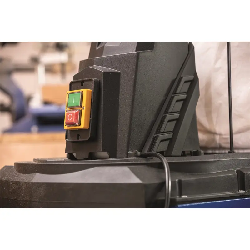 26783-5906307901-aw3