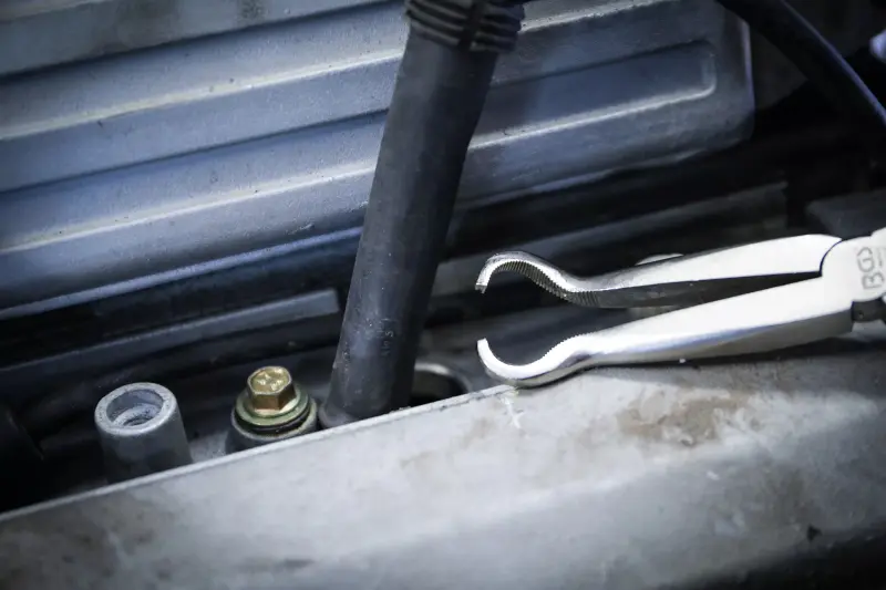 Telefonní prodloužené kleště 290 mm BGS100414 Sada 5 ks v pouzdru (BGS100414)