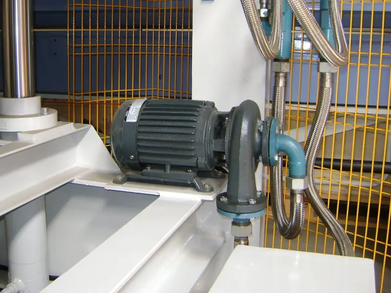 Hydraulický vícepatrový dýhovací lis Bernardo HFP 100-3 / 3000. Vytápěný (BER142131XL3)