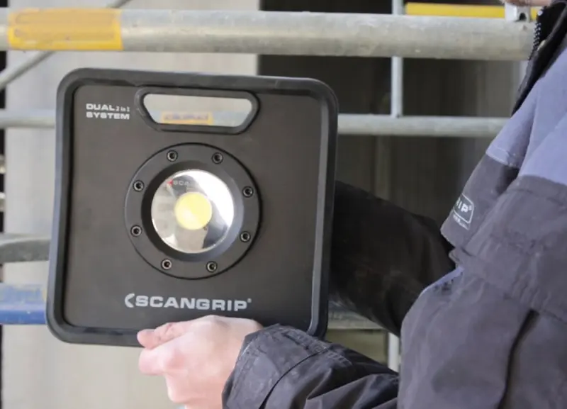 Univerzální pracovní COB LED světlo Scangrip NOVA 5K C+R (DATSCAN3544325)