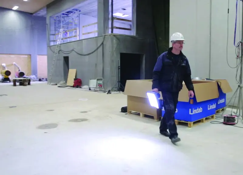 Profesionální pracovní LED světlo Scangrip VEGA LITE 4000 (DATSCAN3545325)