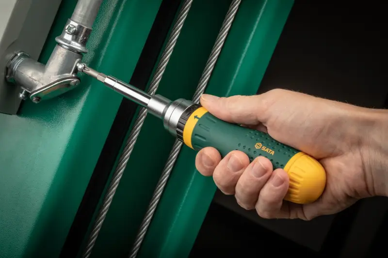 39934-st09350-img-inuse-1