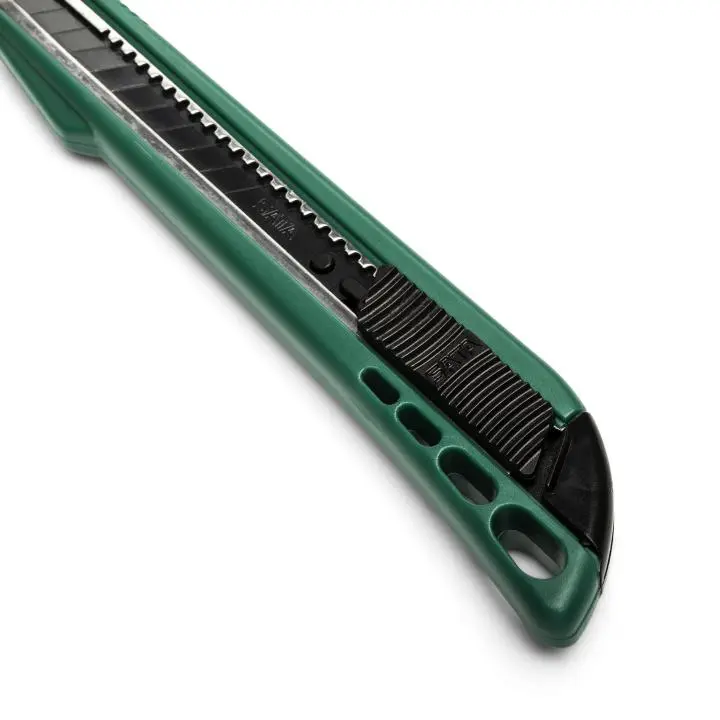 Odlamovací nůž 9 mm SATA ST93426SC plastový (SATAST93426SC)