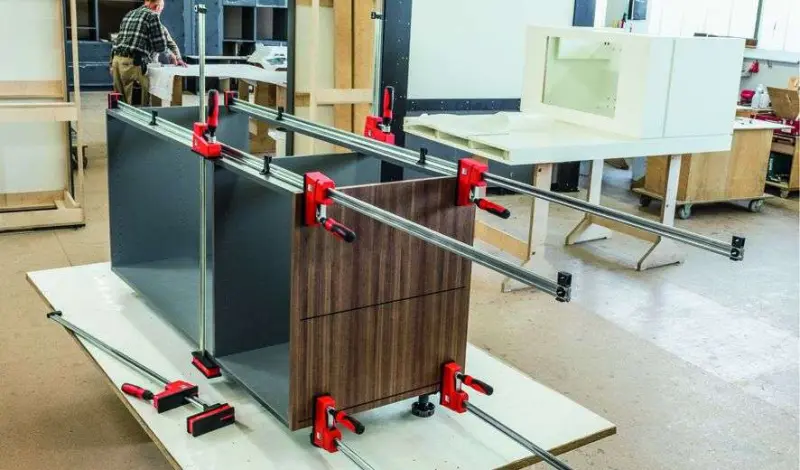 Korpusová svěrka Bessey Revo KRE150-2K (1 500 x 95 mm) (BES KRE150-2K)