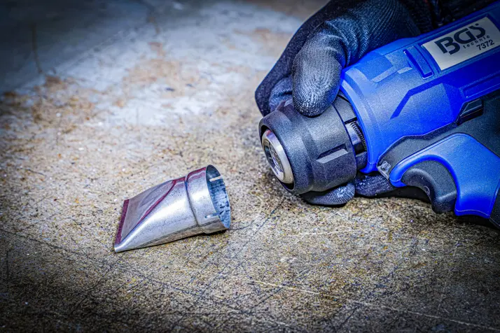 Aku horkovzdušná pistole BGS Technic BGS7372, až 550°C, 200 l/min, bez Aku, 7372 (BGS107372)