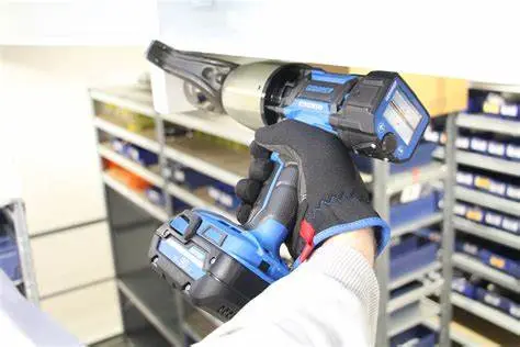 Aku momentový klíč 3/4" Gedore LDA-12 Solution - 1200 Nm (5,2 Ah) (GED39710000)