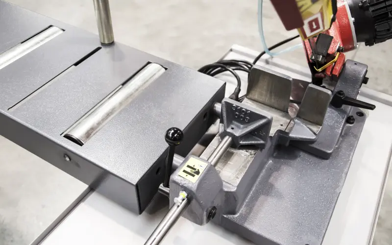 Pásová pila Bomar Pulldown 160.120 G (BOM101.001.B4)